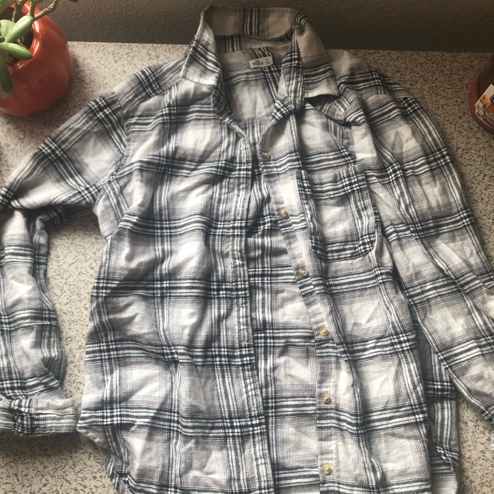 Soft hollister flannel!